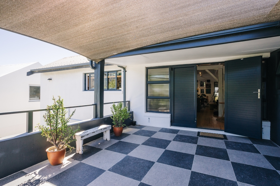 4 Bedroom Property for Sale in Kommetjie Western Cape